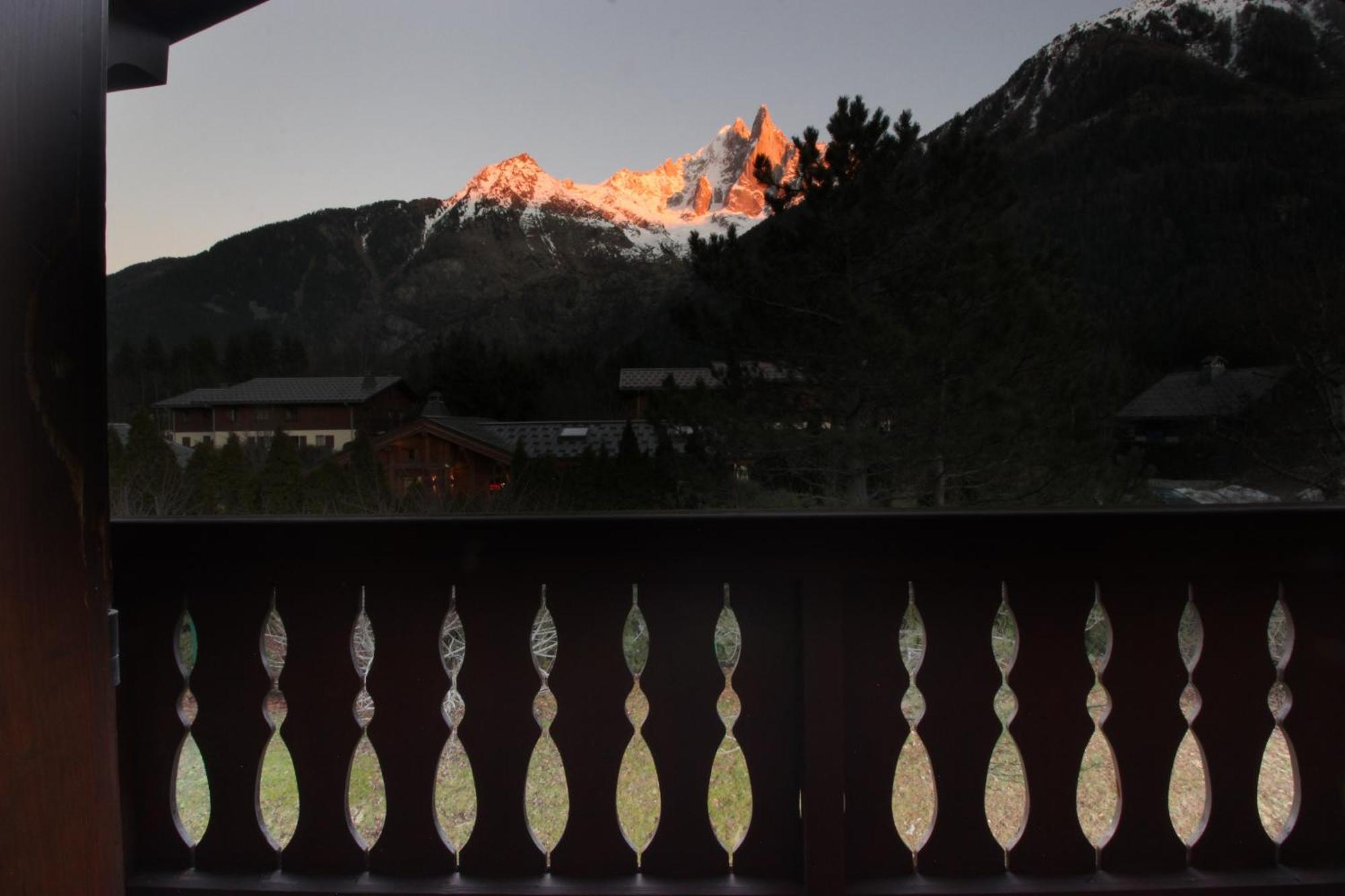 Chalet Ancelles - Les Praz - Golf - Vue Mont-blanc - Randonnees